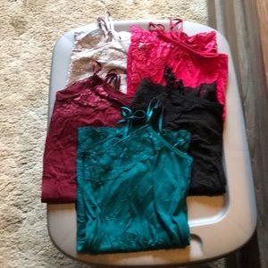 Lace tank bundle